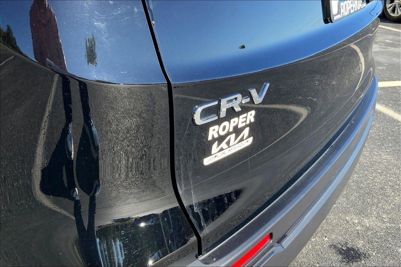 Used 2023 Honda CR-V EX image 8