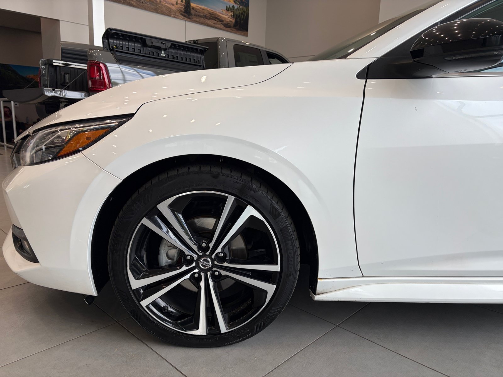 Used 2022 Nissan Sentra SR w/ Electronics Package FWD image 10