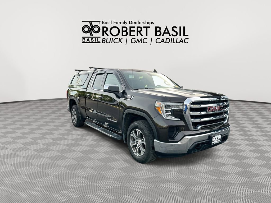 Used 2019 GMC Sierra 1500 SLE w/ SLE Value Package AWD/4WD image 2