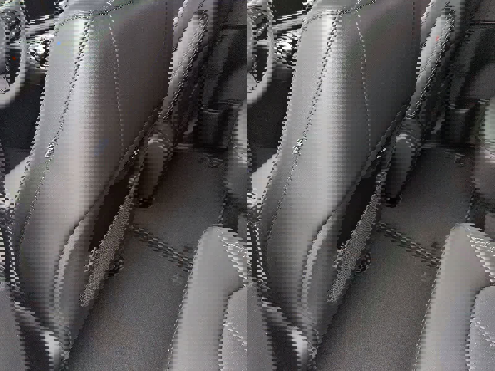 New 2026 Chrysler Pacifica Select image 8