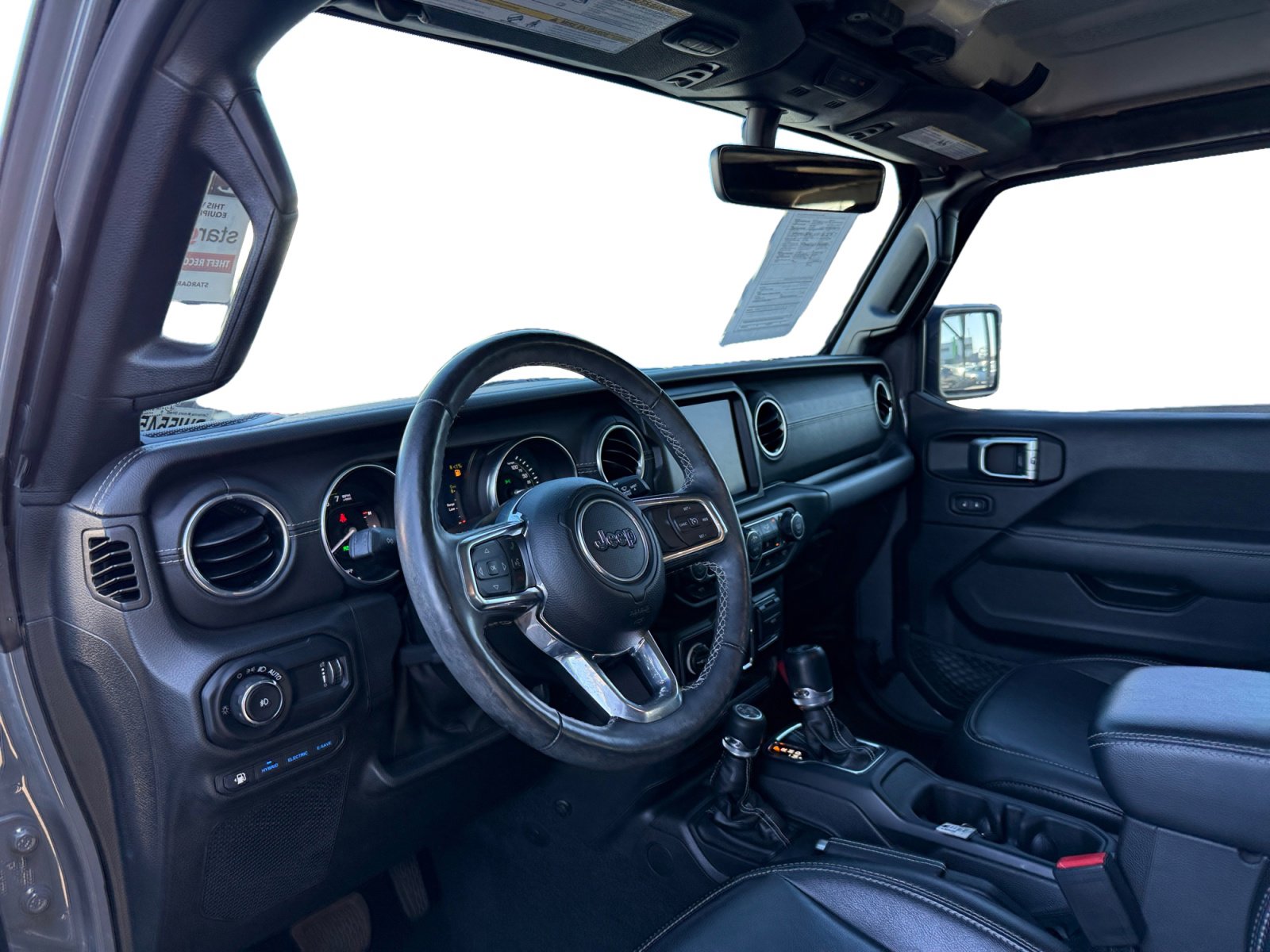 Used 2023 Jeep Wrangler Sahara w/ Cold Weather Group image 9