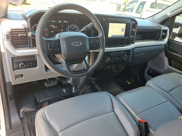 Used 2024 Ford F550 2WD SuperCab Super Duty image 17