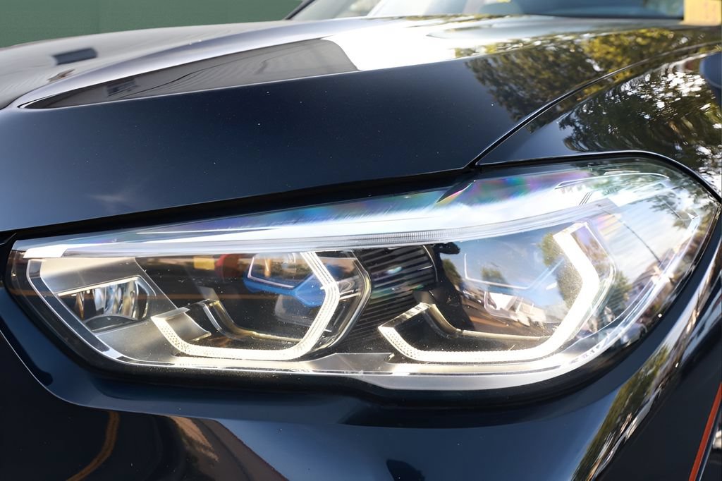 Used 2020 BMW X5 M Competition w/ Executive Package AWD/4WD image 37