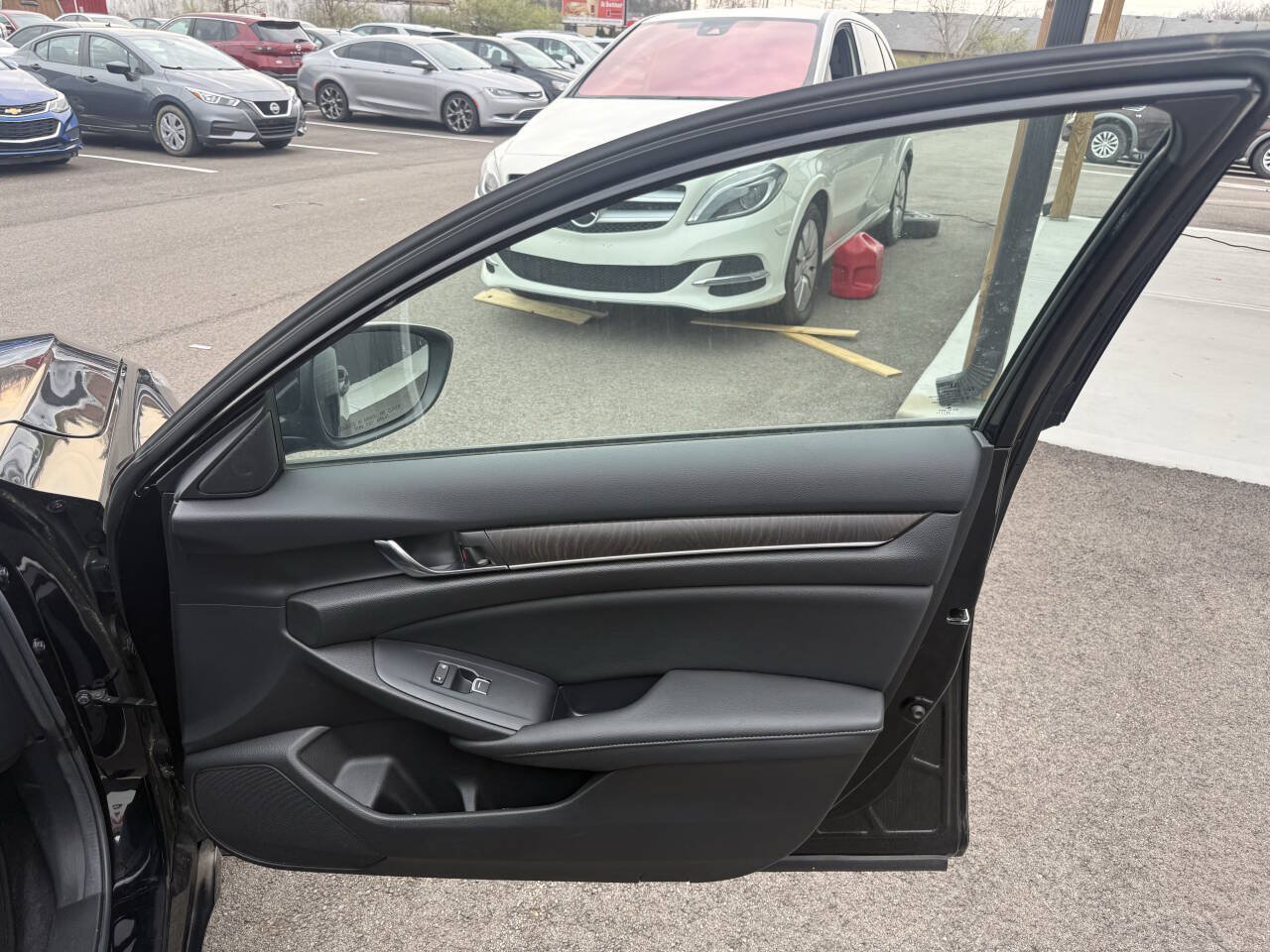 Used 2020 Honda Accord EX image 15