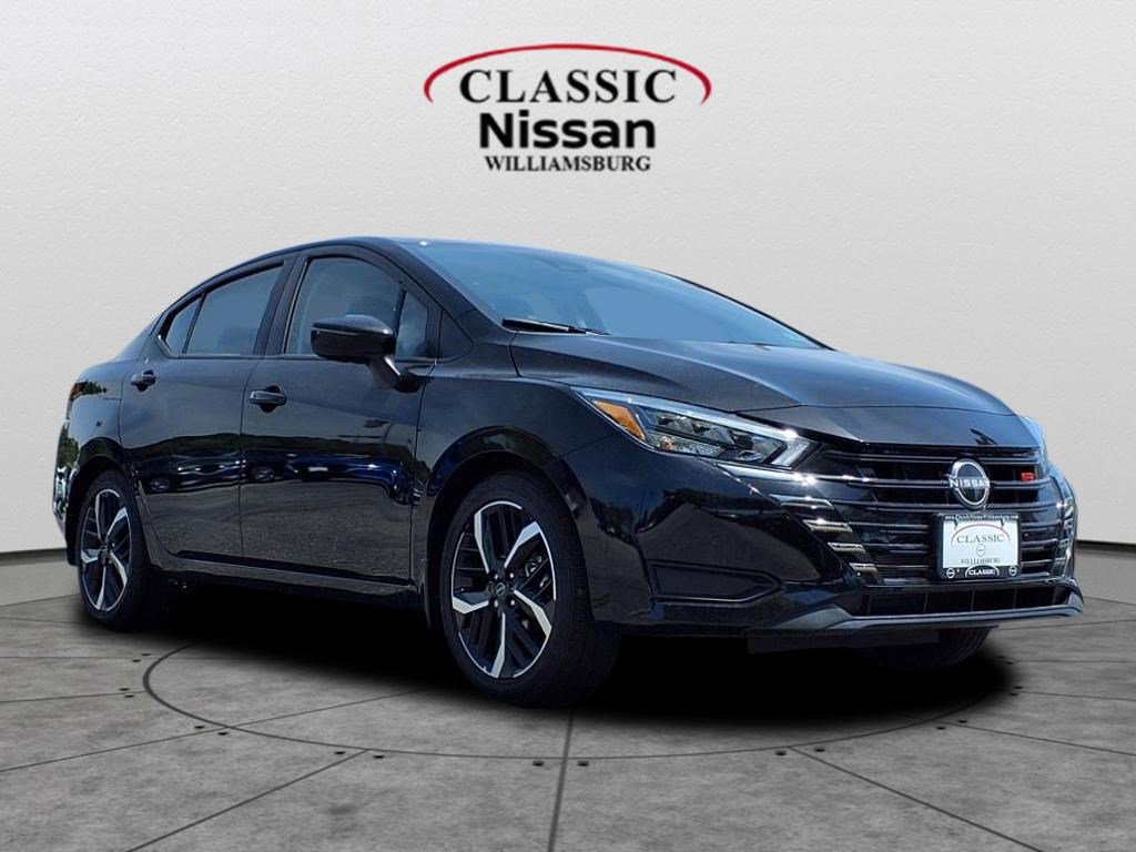 New 2025 Nissan Versa SR w/ Trunk Package