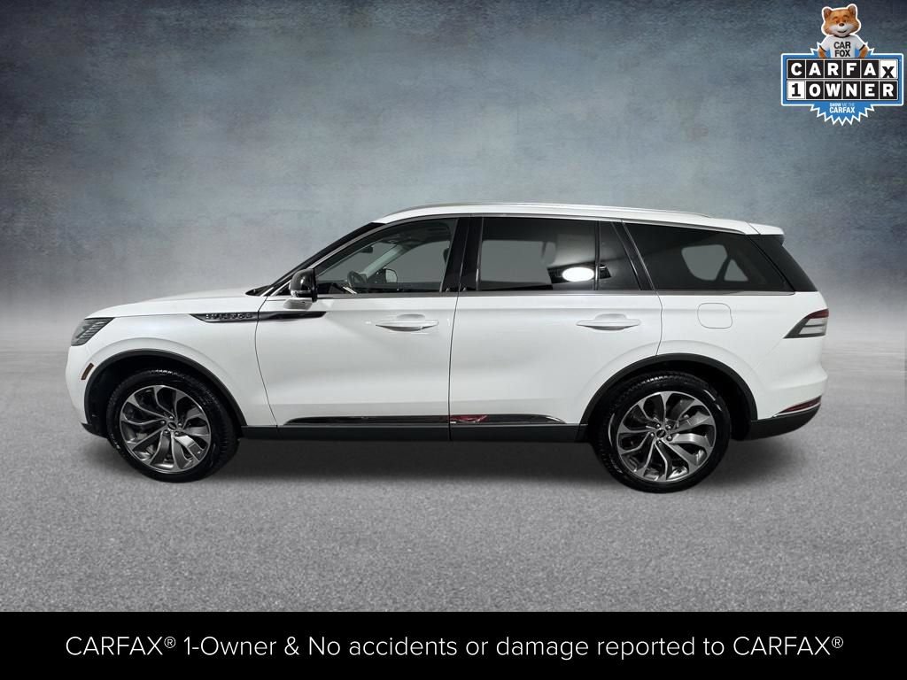 Certified 2025 Lincoln Aviator Reserve w/ Illumination Package AWD/4WD image 4