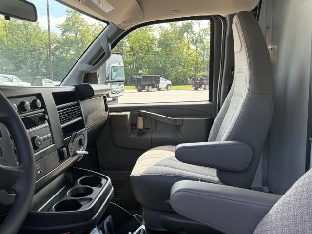 New 2026 Chevrolet Express 3500 w/ Power Convenience Package RWD image 42
