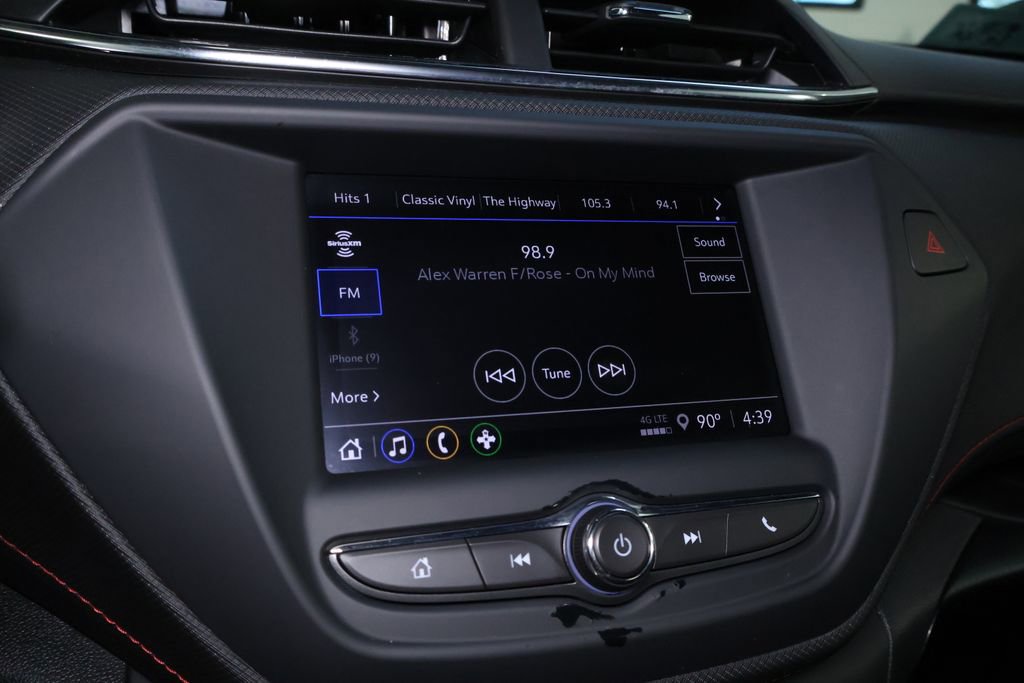 Used 2023 Chevrolet TrailBlazer RS image 28