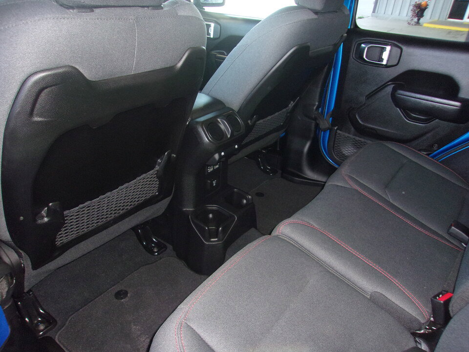 Used 2024 Jeep Wrangler Unlimited Rubicon image 12