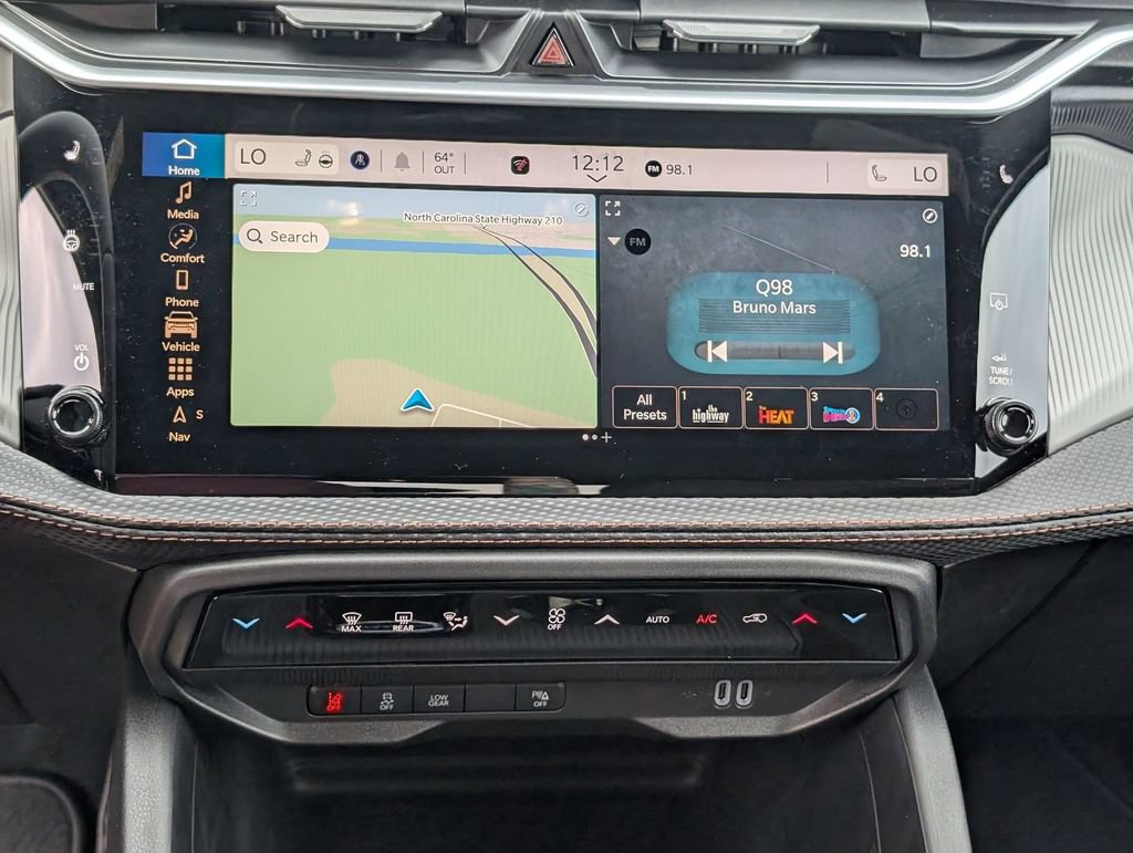 New 2026 Jeep Cherokee Limited AWD/4WD image 17