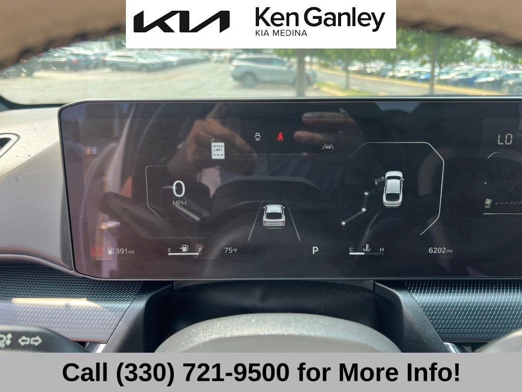 Certified 2025 Kia K4 GT-Line Turbo FWD image 31