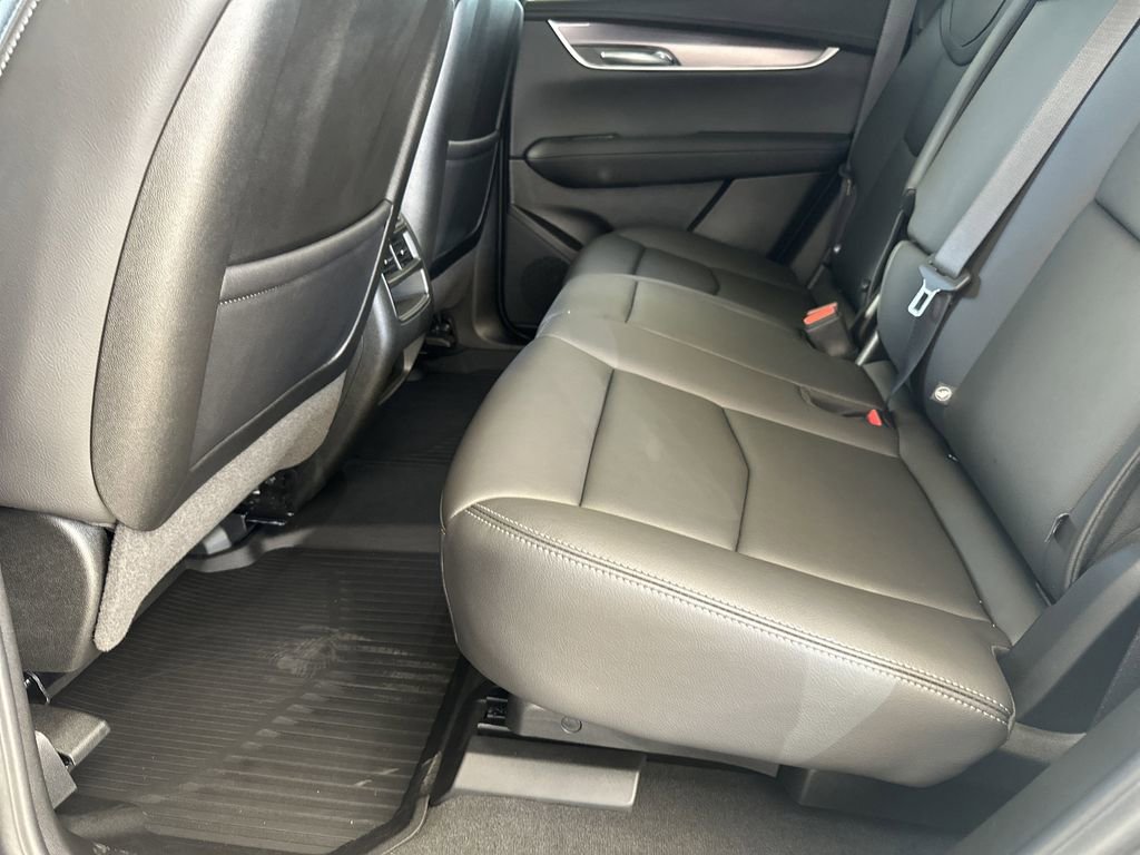 New 2025 Cadillac XT5 Luxury w/ LPO, Floor Liner Package FWD image 26