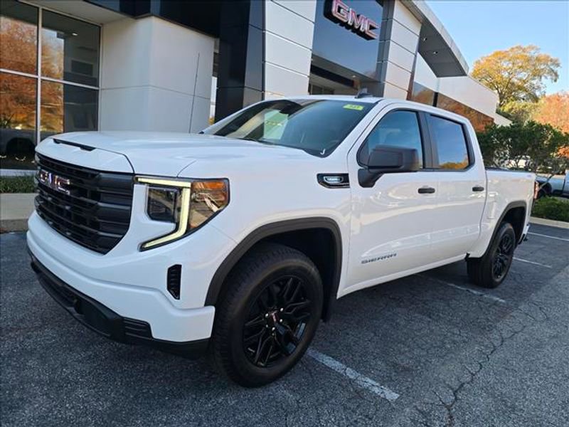 New 2026 GMC Sierra 1500 Pro w/ Graphite Edition image 19