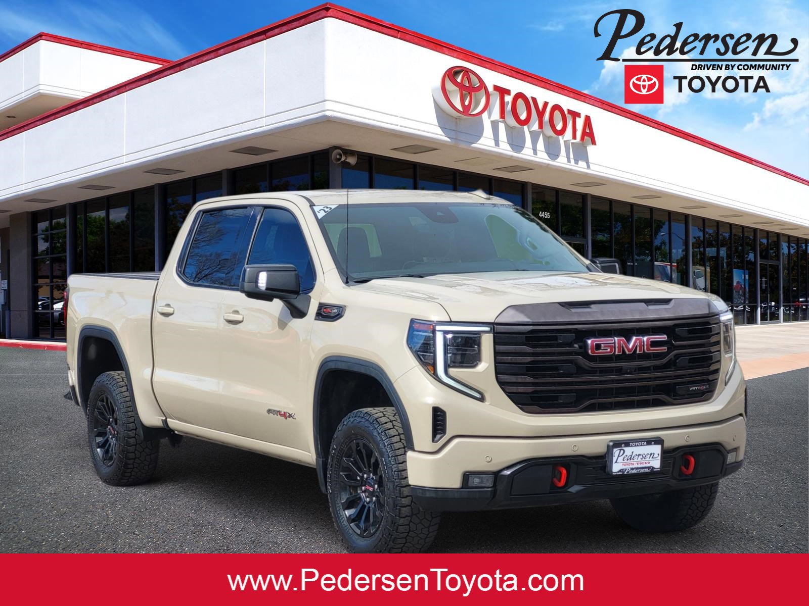 Used 2023 GMC Sierra 1500 AT4X image 1
