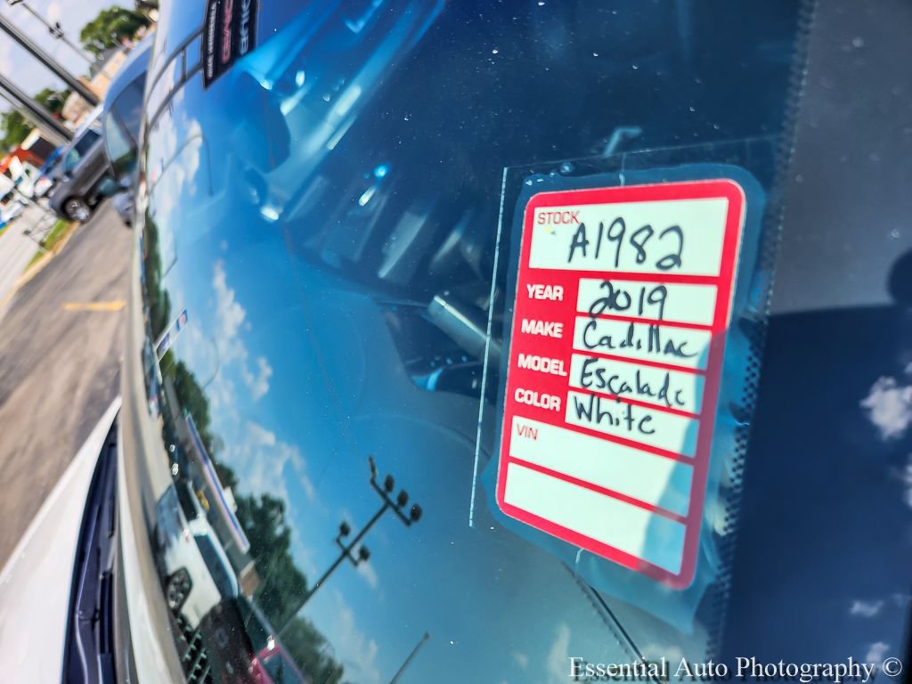 Certified 2019 Cadillac Escalade Platinum AWD/4WD image 26