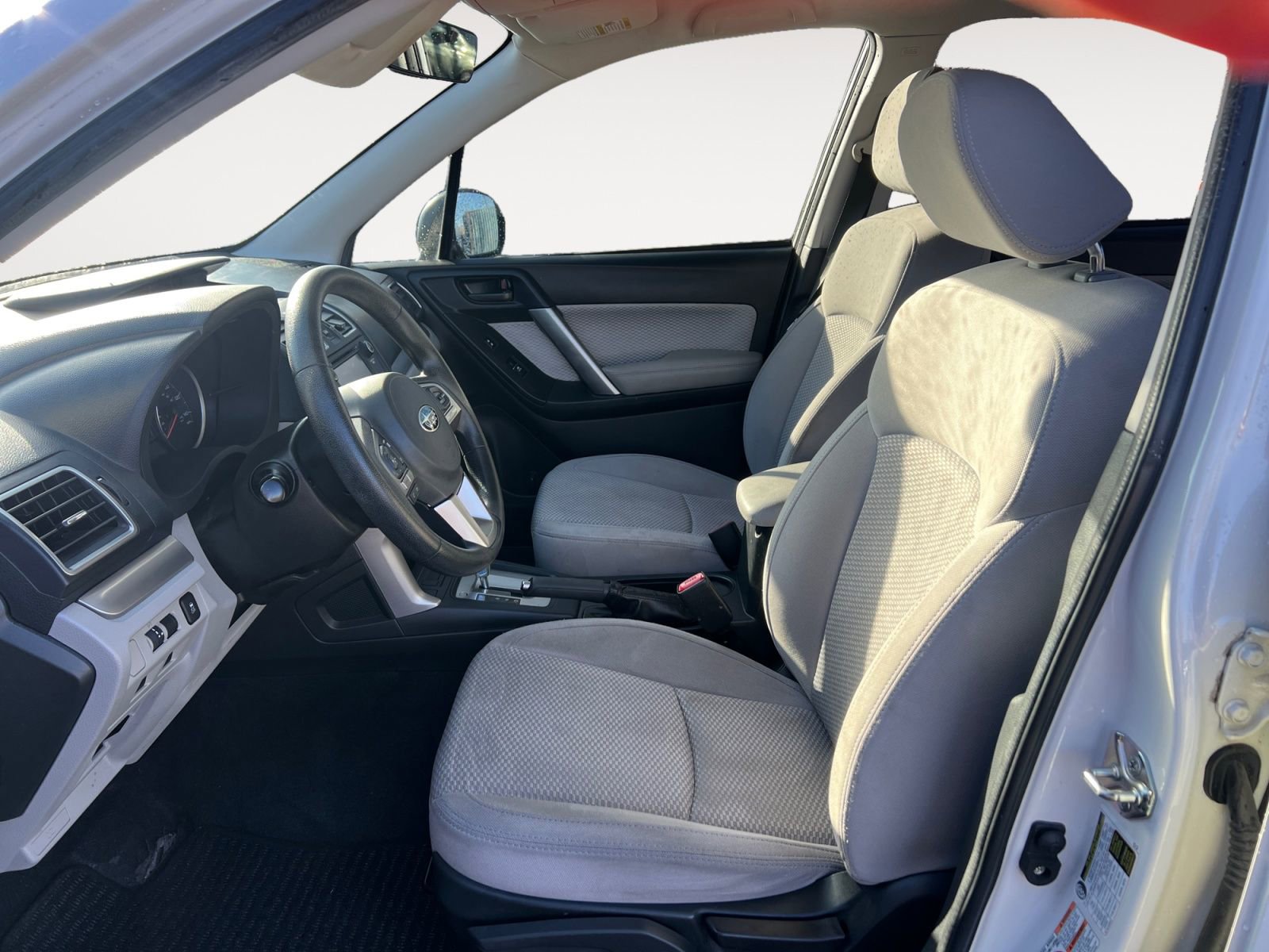 Used 2018 Subaru Forester 2.5i w/ Alloy Wheel Package image 9