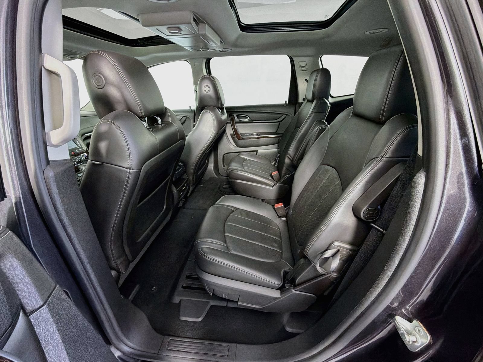 Used 2017 Chevrolet Traverse Premier AWD/4WD image 42