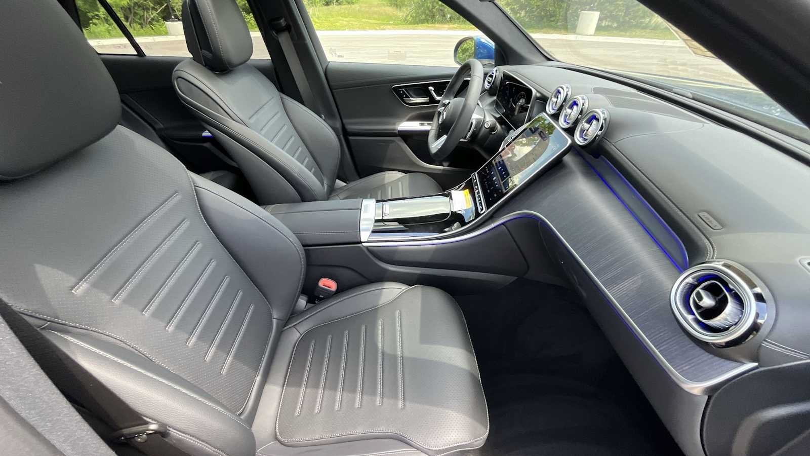 New 2026 Mercedes-Benz GLC 300 4MATIC image 10