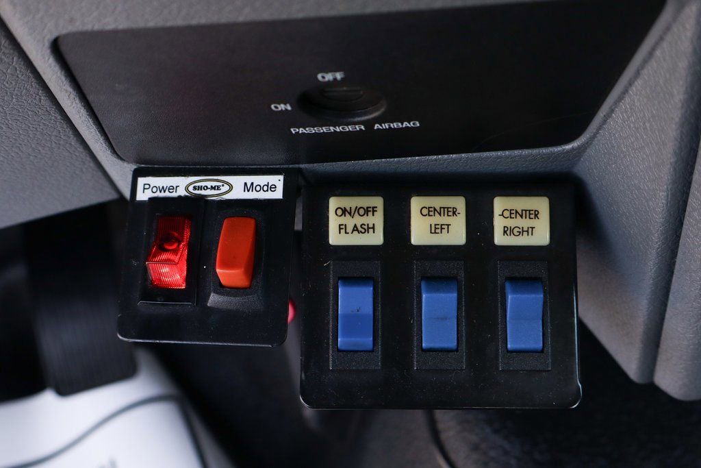 Used 2012 Ford F550 2WD Regular Cab Super Duty w/ PWR Equipment Group image 35