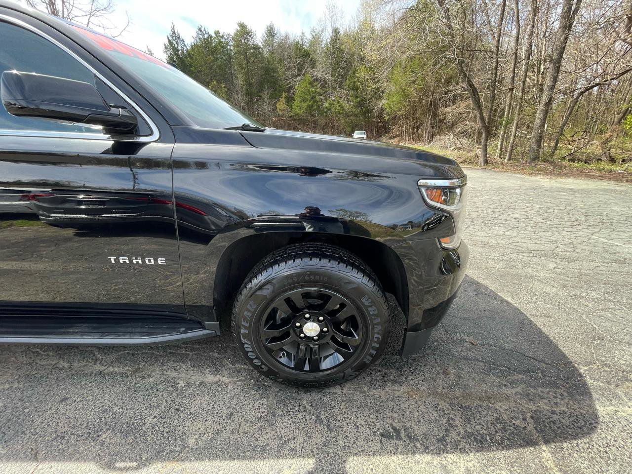 Used 2019 Chevrolet Tahoe LT image 12