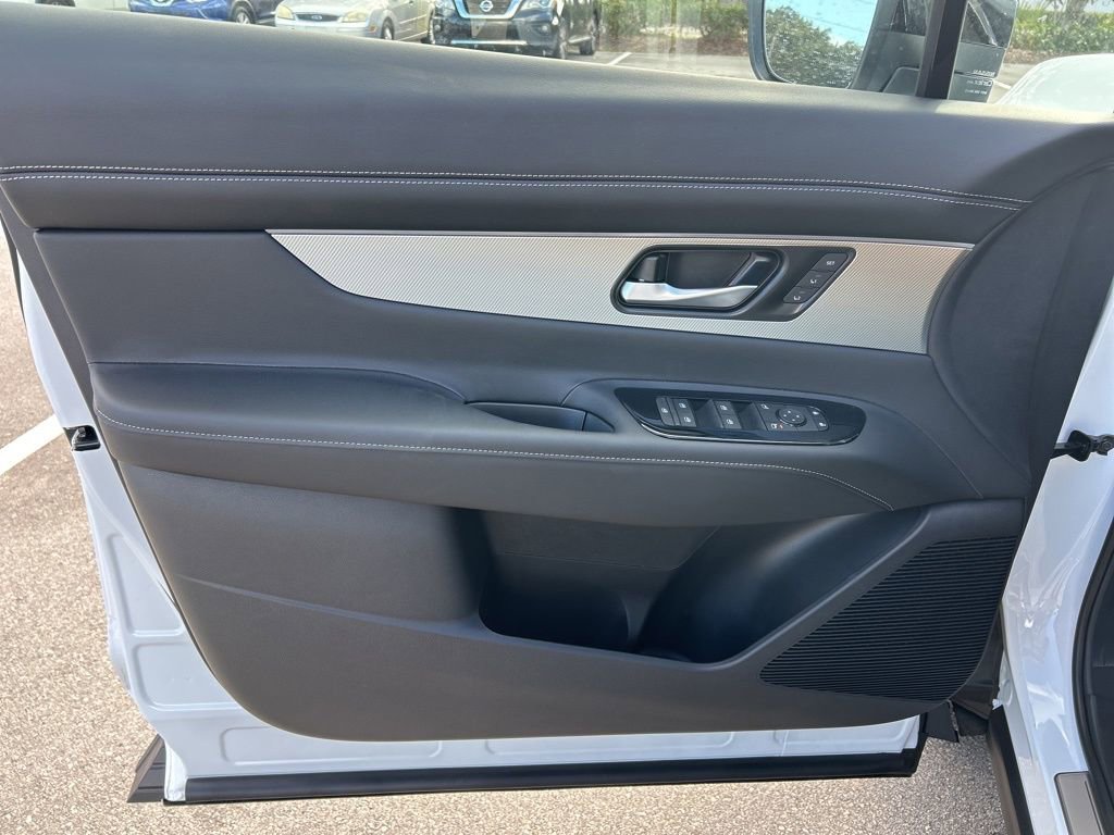 New 2026 Nissan Murano SL image 18