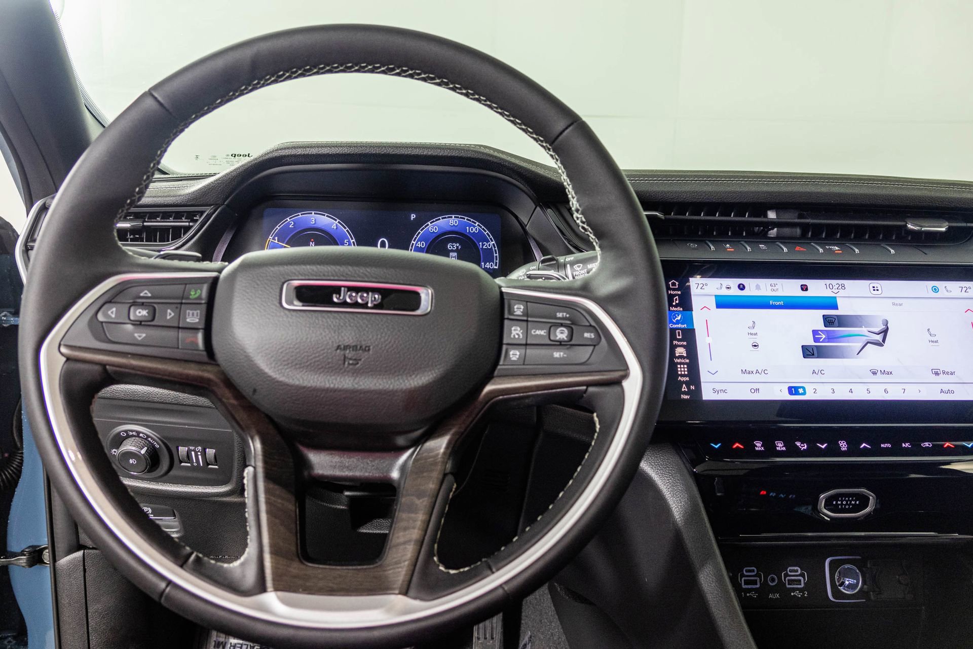 New 2026 Jeep Grand Cherokee L Limited AWD/4WD image 29