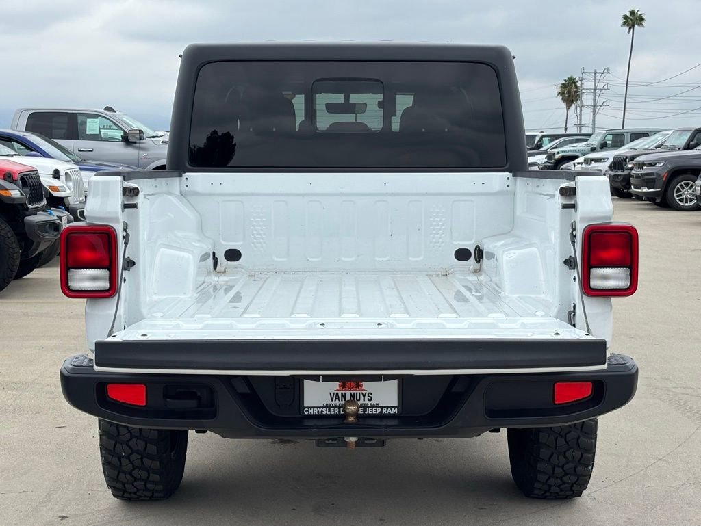 Used 2022 Jeep Gladiator Willys image 7