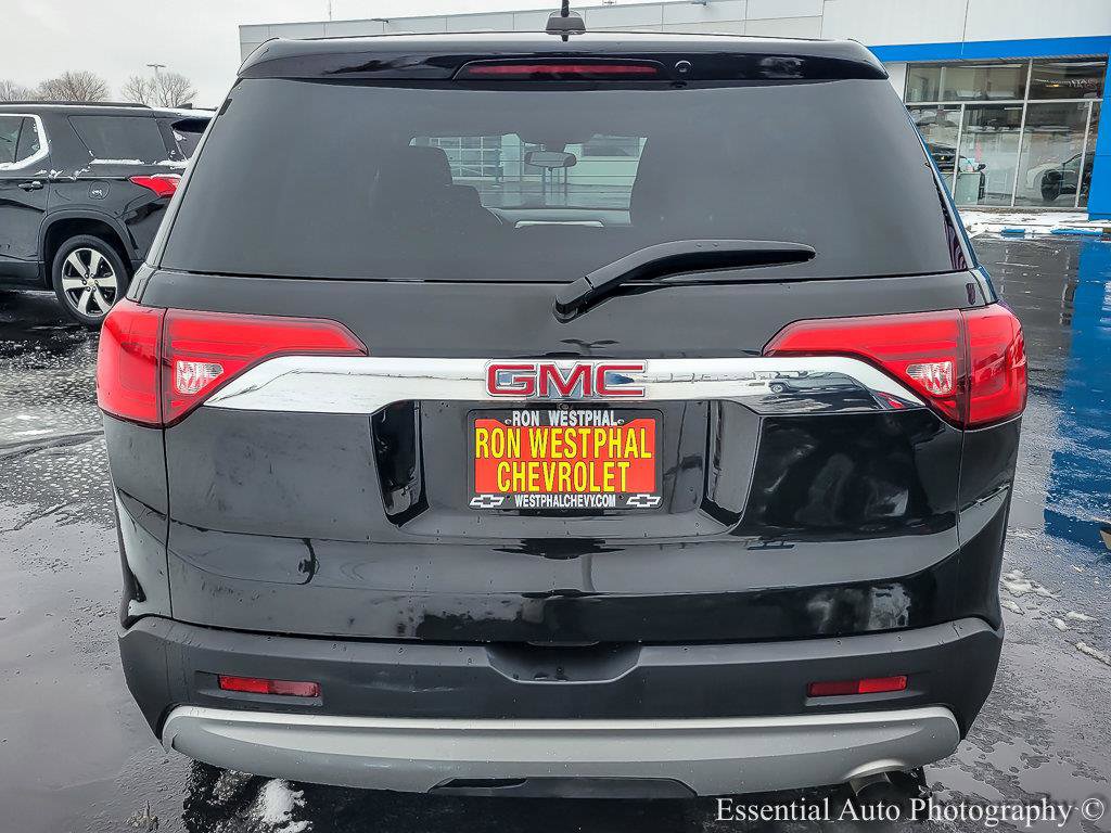 Certified 2017 GMC Acadia SLE image 5