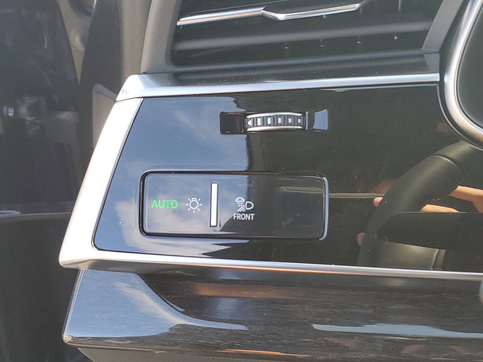 New 2026 Audi Q8 Prestige AWD/4WD image 25