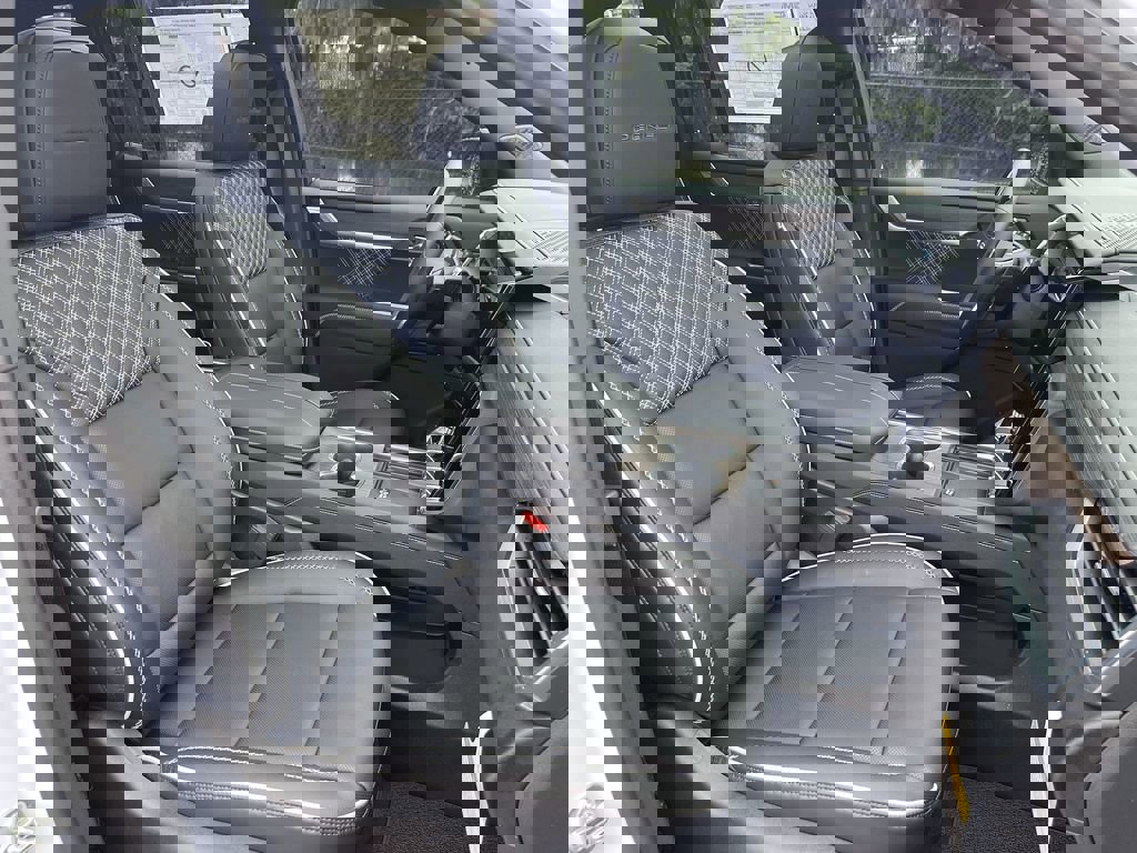 New 2026 GMC Acadia Denali w/ Super Cruise Package image 29