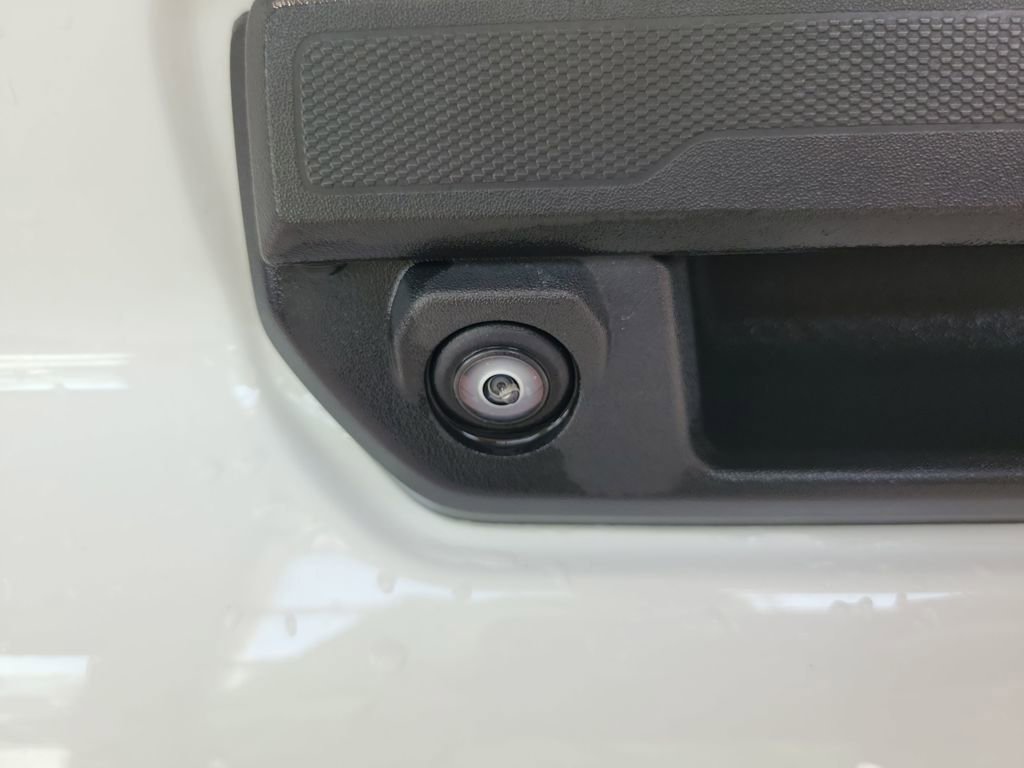 Used 2023 Chevrolet Colorado Z71 w/ Z71 Convenience Package 2 image 25