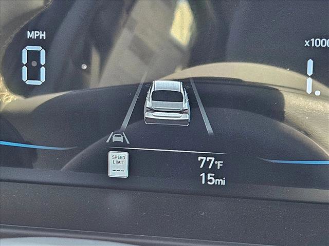 New 2025 Hyundai Elantra Sport image 11