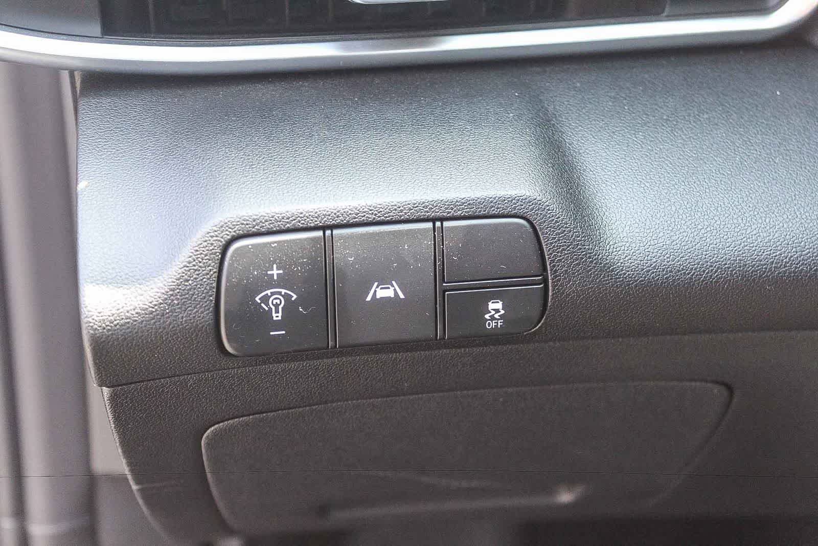 Used 2023 Hyundai Elantra SEL FWD image 28