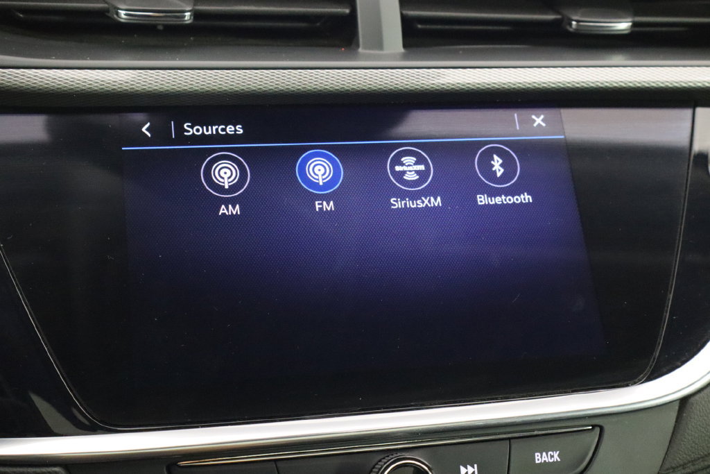 Used 2022 Buick Encore GX Essence w/ Experience Buick Package FWD image 33