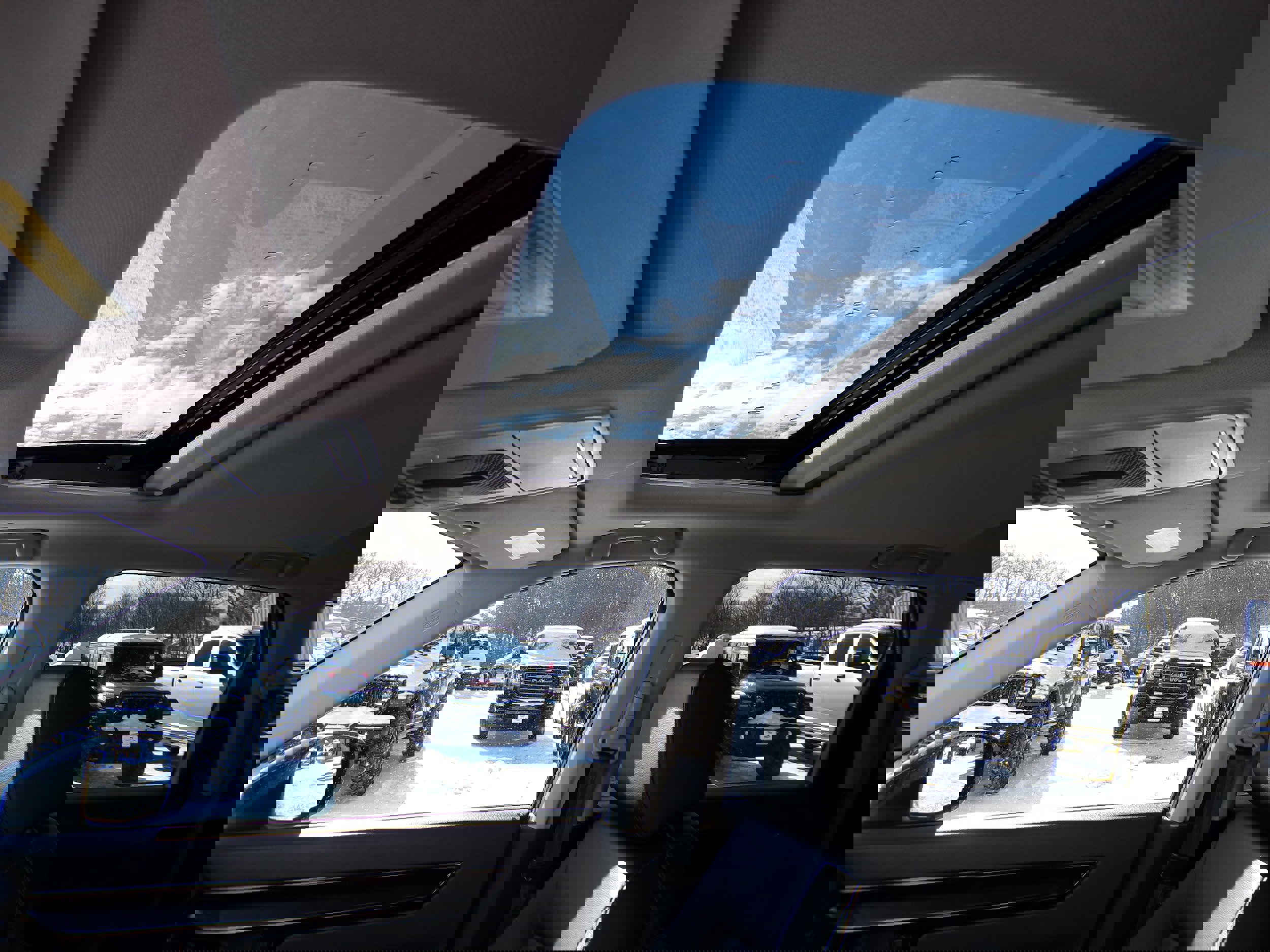 Used 2025 Honda CR-V EX-L image 16