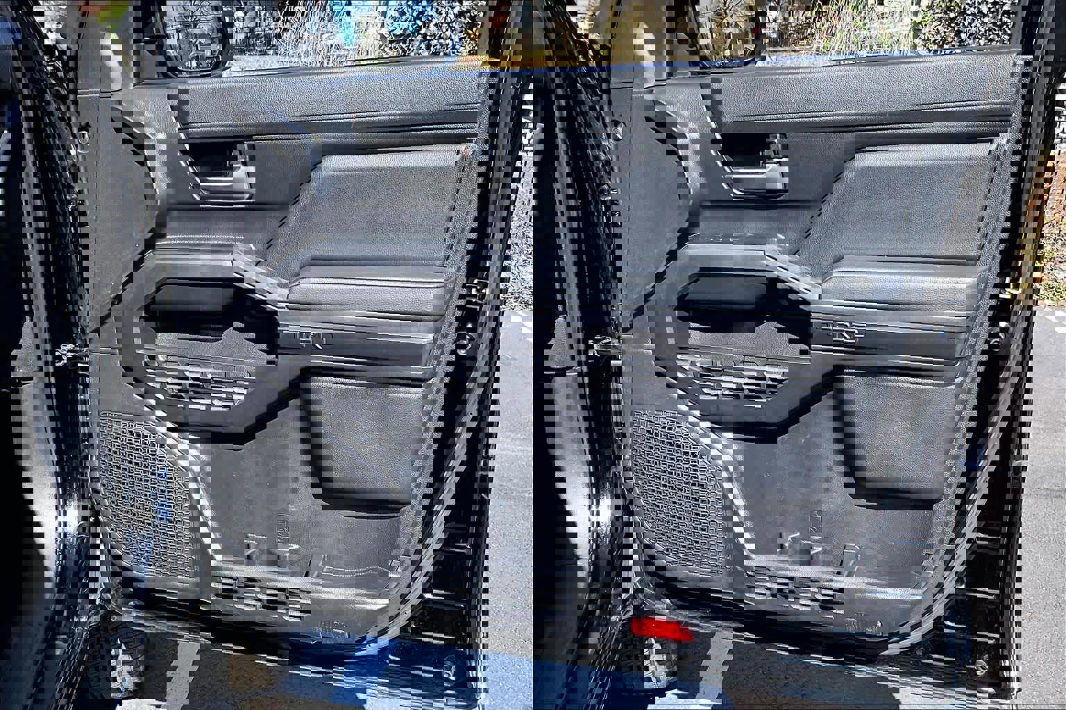 Certified 2025 Toyota Tacoma TRD Sport image 21