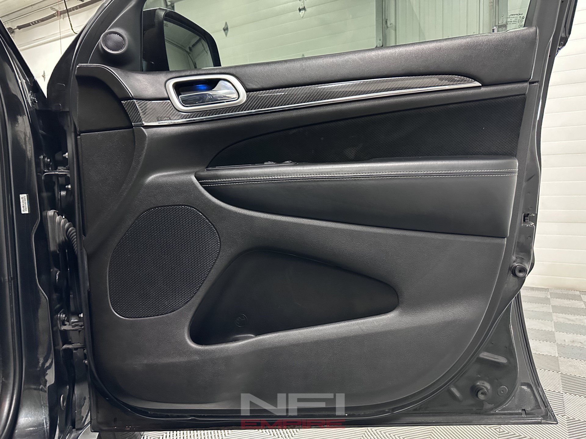 Used 2016 Jeep Grand Cherokee SRT AWD/4WD image 51