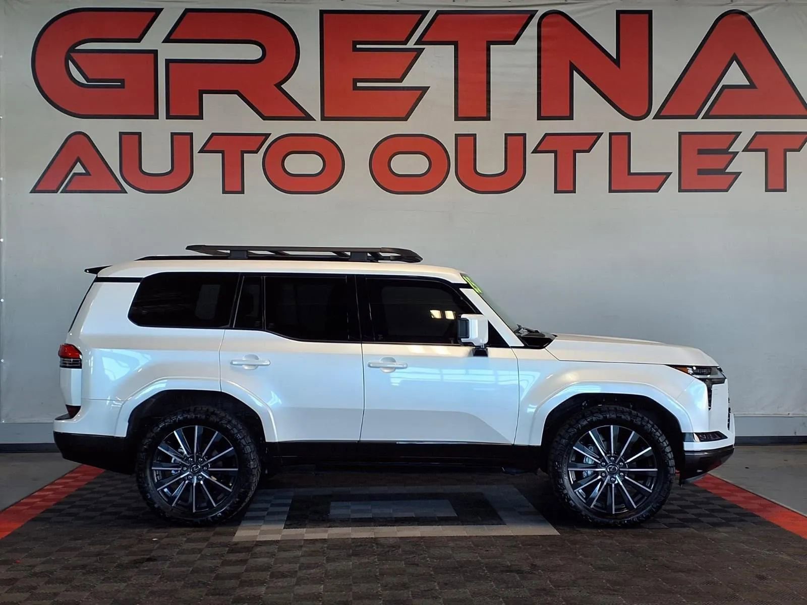 Used 2025 Lexus GX 550 w/ Accessory Package (31) image 1