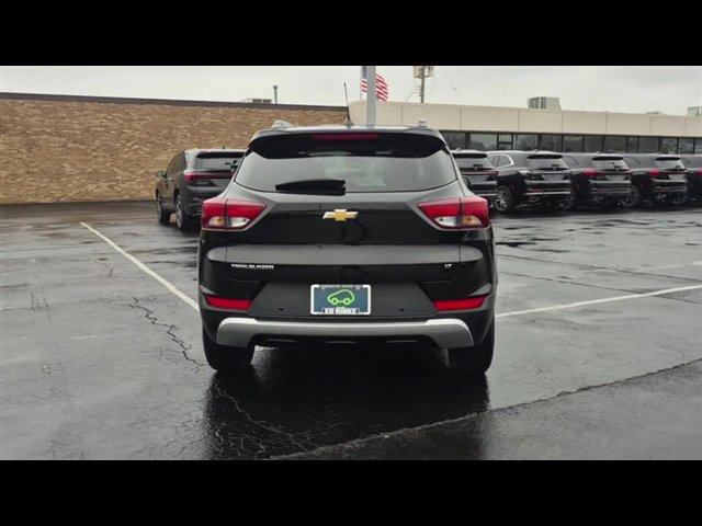 Certified 2021 Chevrolet TrailBlazer LT w/ Convenience Package image 7