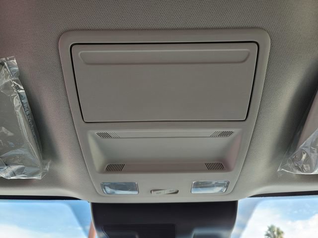 New 2026 Ford Maverick XLT image 18