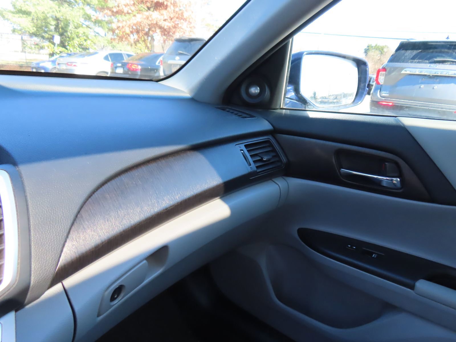 Used 2013 Honda Accord EX-L image 22