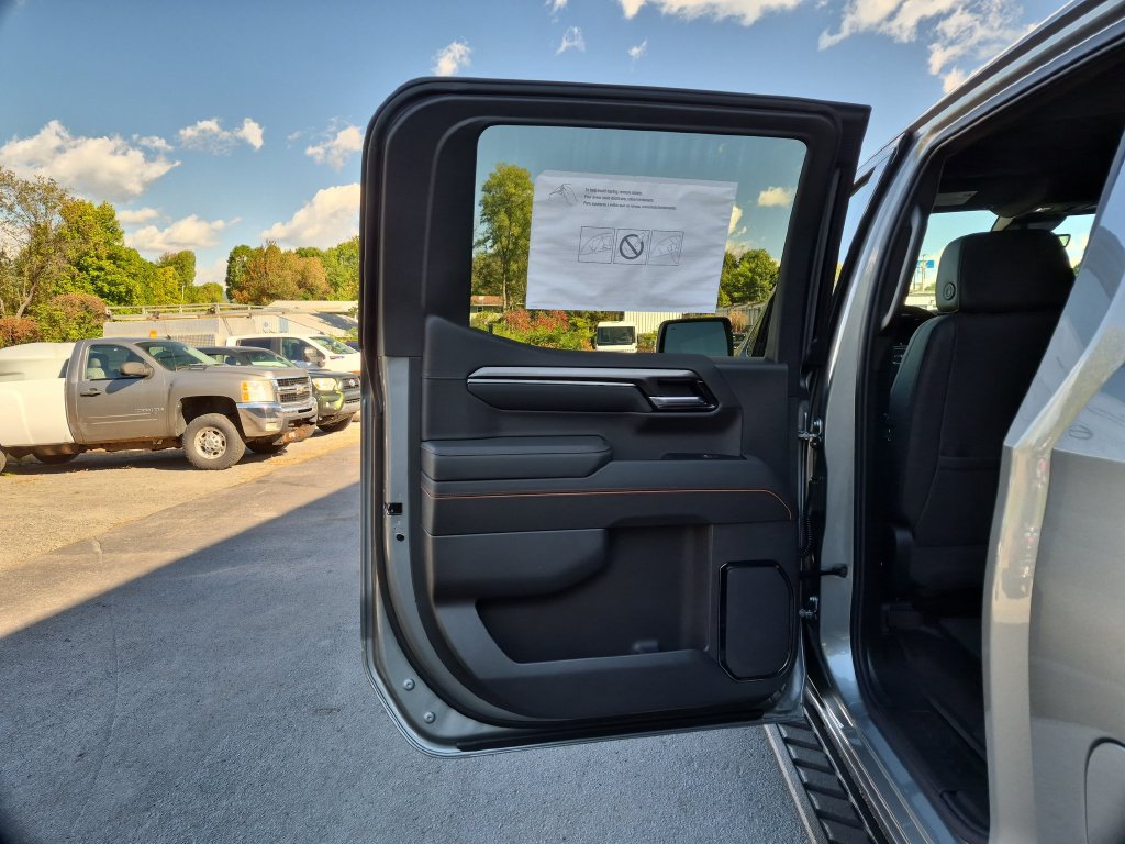 New 2026 GMC Sierra 1500 AT4 w/ AT4 Premium Package AWD/4WD image 29