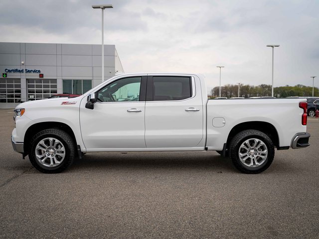 Used 2025 Chevrolet Silverado 1500 LTZ image 10