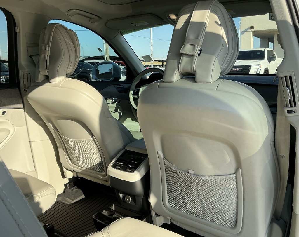 Used 2023 Volvo XC90 B6 Ultimate w/ Protection Package Premier image 27