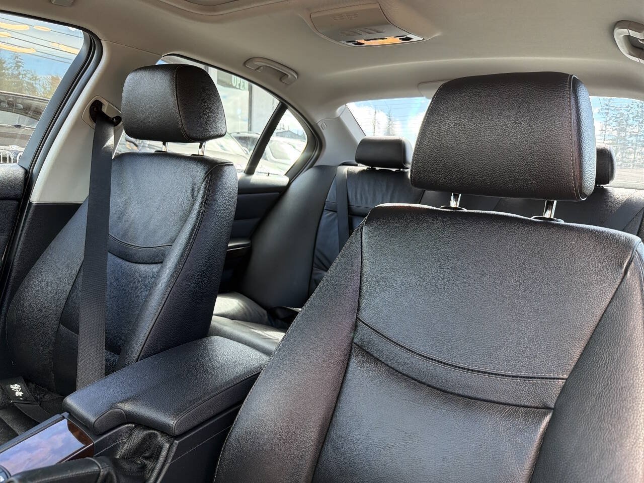 Used 2011 BMW 328i xDrive Sedan AWD/4WD image 37