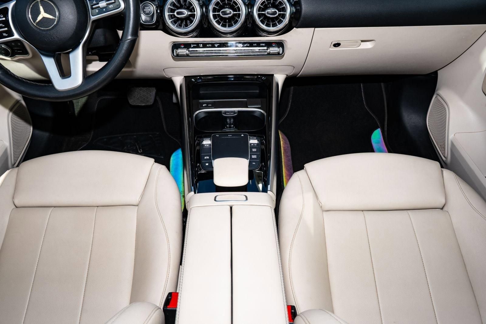 Used 2021 Mercedes-Benz GLA 250 w/ Premium Package image 26