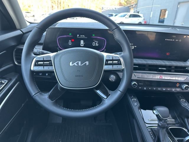 Used 2025 Kia Telluride EX image 11