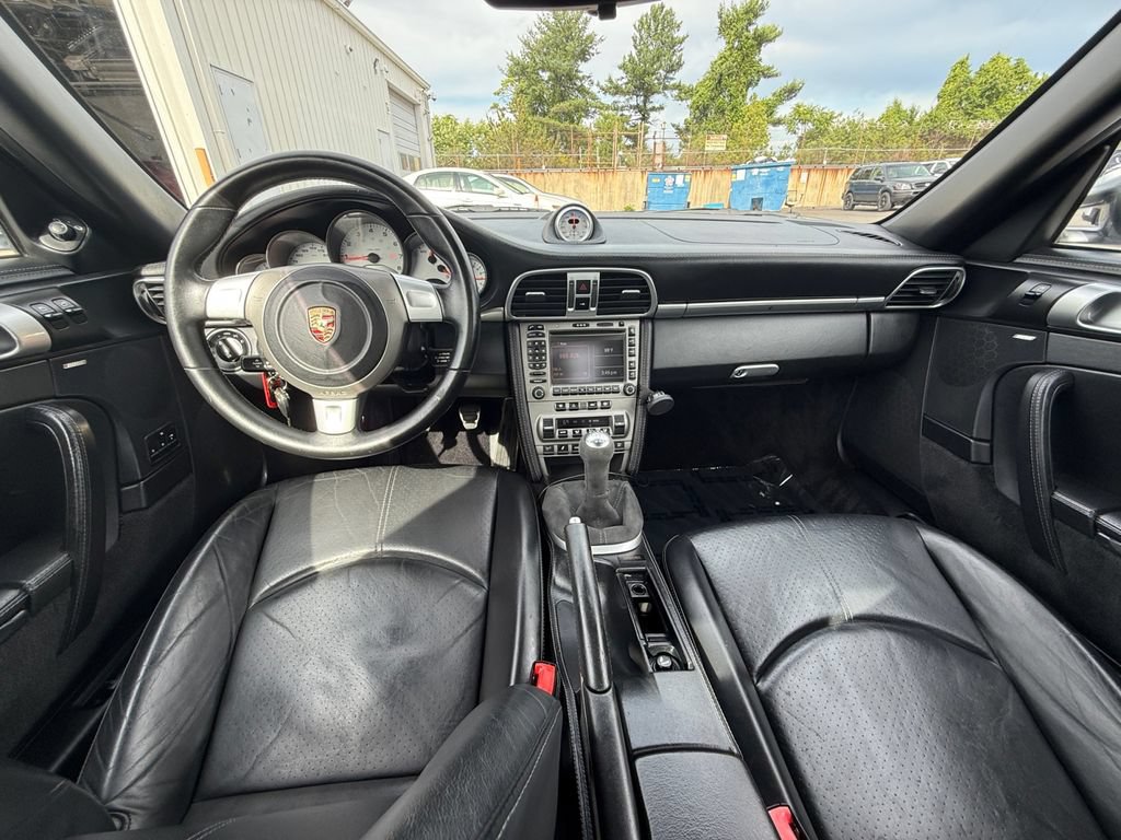Used 2006 Porsche 911 Carrera S RWD image 25