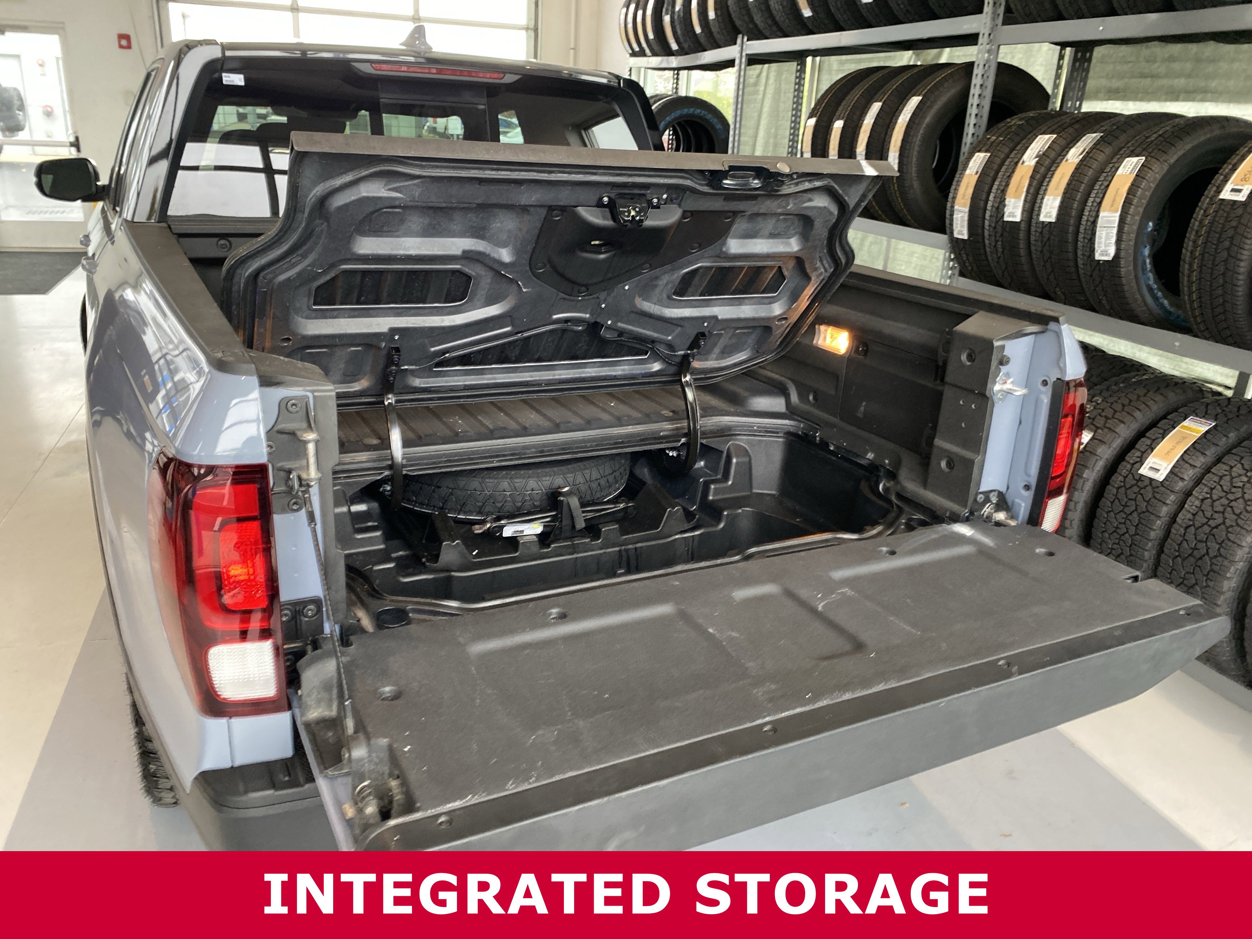 Used 2025 Honda Ridgeline TrailSport image 5