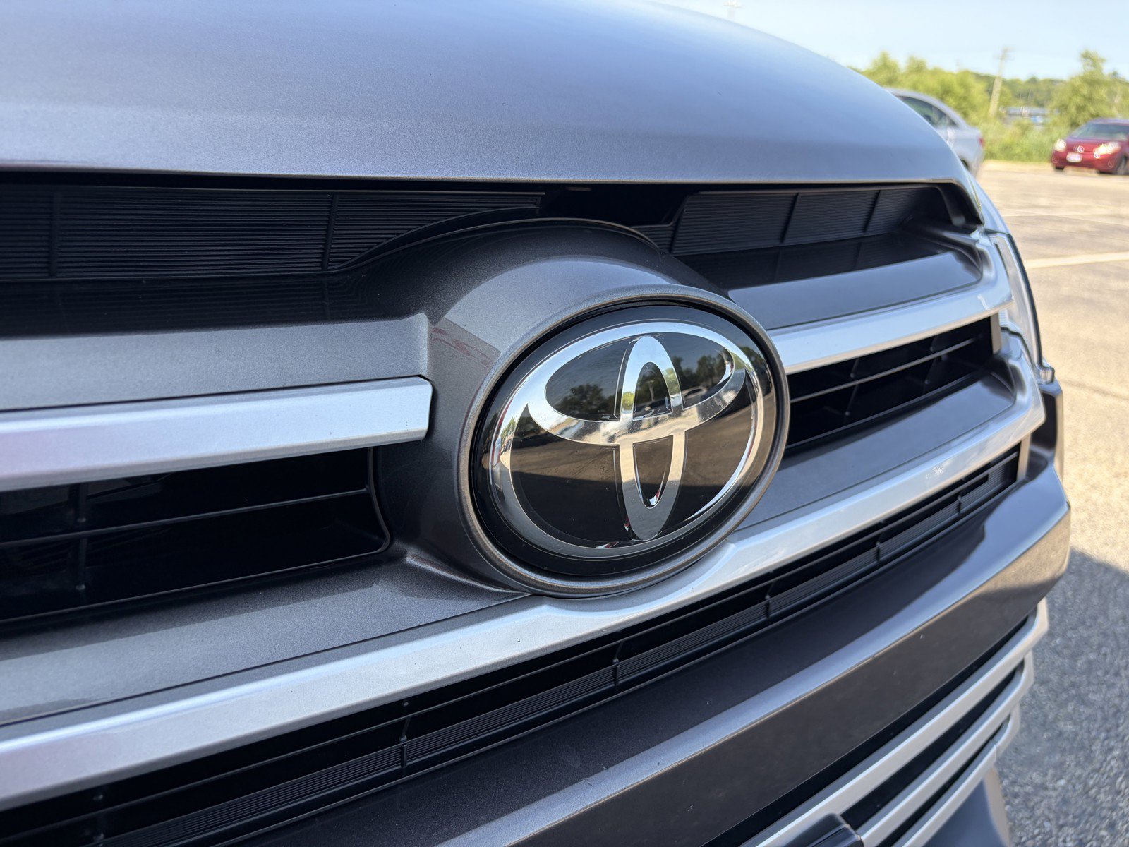 Used 2017 Toyota Highlander XLE AWD/4WD image 44